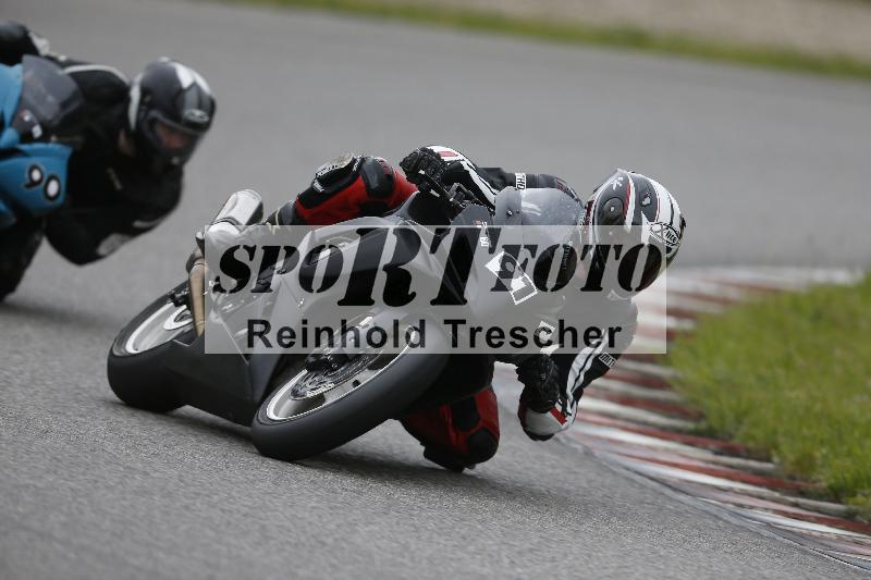 /Archiv-2024/18 02.05.2024 Speer Racing ADR/Gruppe weiß/90